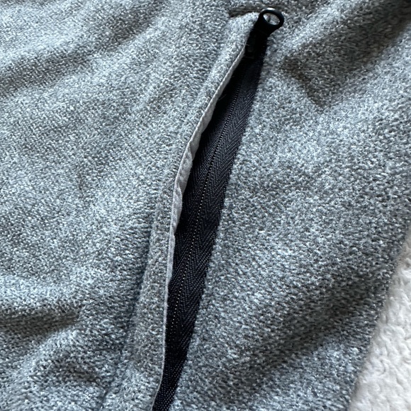 J.Crew Half Zip Fleece Sweater Gray Men’s Size Medium - Picture 3 of 7